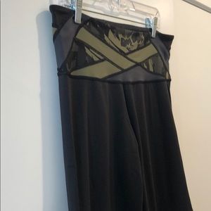 Women’s Lululemon Groove Pant size 12 regular